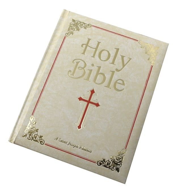ST JOSEPH NEW CATHOLIC BIBLE -  FAMILY EDITION - WHITE