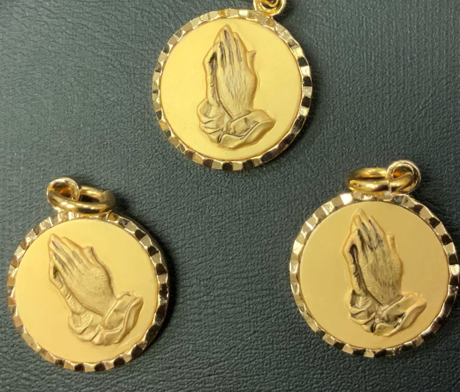 PRAYING HANDS CHARM