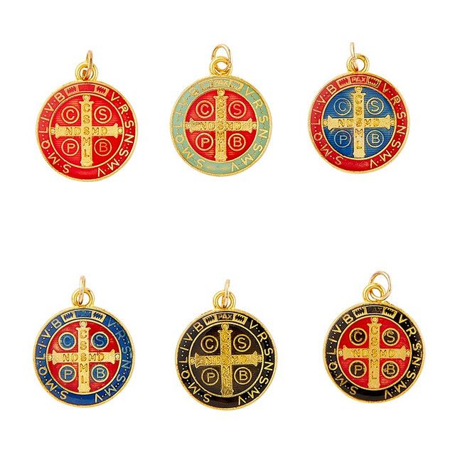 BENEDICT MEDALS - ASSORTED GOLD PLATE 3/4"