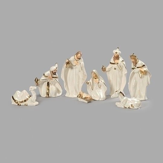 NATIVITY W/WHITE GLD ACCENTS 8PC - 7.5"H