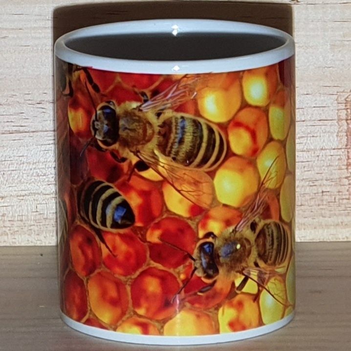 Mug - Frame With Bees White