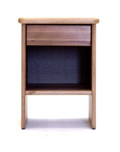 Bedside table in solid alder, available in four finishes: alder, white milk, walnut and mahogany. Made in Latvia. 