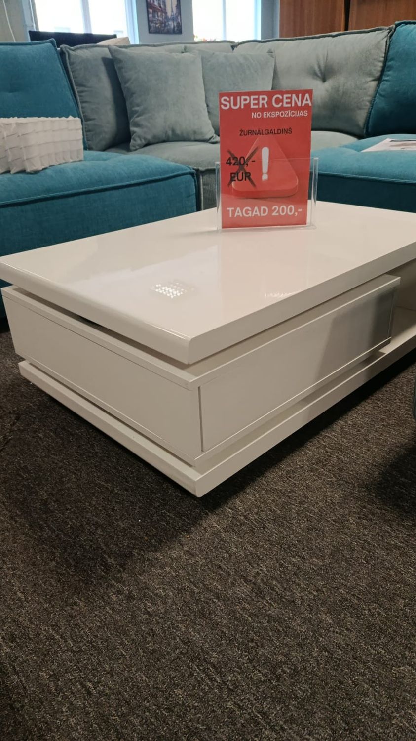 Magazine table on wheels with pull-out shelf. White. Magazine tables. Furniture store Manx Mēbeles in Jelgava. 