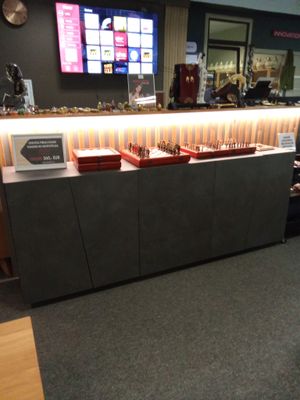 Grey chest of drawers with shelves and drawers
Dimensions Height: 87 cm, Length: 220 cm, Depth: 43 cm, Manx Mēbeles, Jelgava