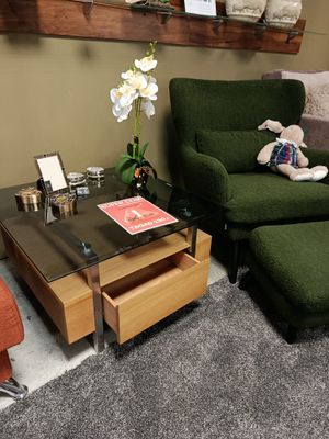 Oak coffee table with drawer and dark glass top. Height 45 cm, 80 x 80 cm. Manx Furniture, Jelgava