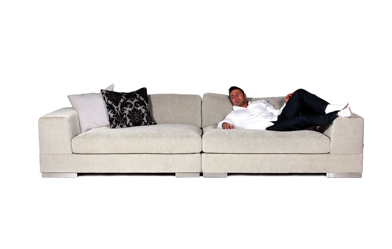 Bellus sofa Lazy, two sizes: 120x184, 120x324, choice of fabrics, wooden or metal legs. Furniture store,Jelgava, Manx Mēbeles