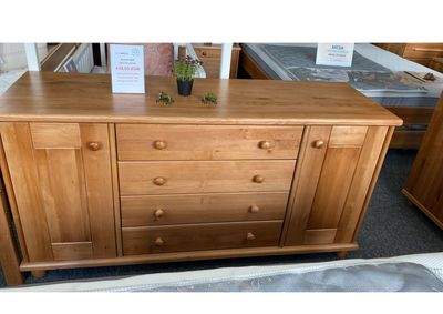 Chest of drawers 4A2D in solid alder. Solid wood chest of drawers. Size:150x75x50 cm, Furniture store Manx Mēbeles, Jelgava
