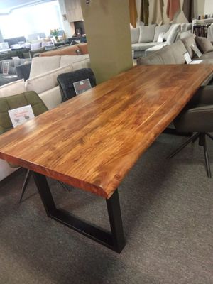 Solid wood table, 220 x 95–100 cm. Tables with metal legs. Solid wood tables in Jelgava. Manx Mēbeles. Wooden furniture