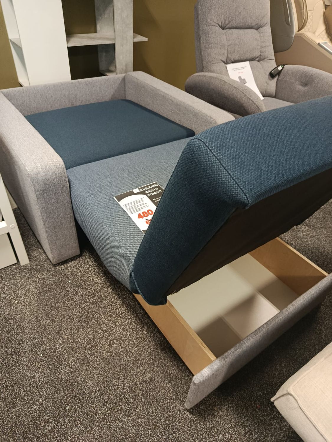 Fold-out single chair with a sleeping area of 80 x 205 cm; chair dimensions: 110 x 105 cm. Sale. Great deals on display items