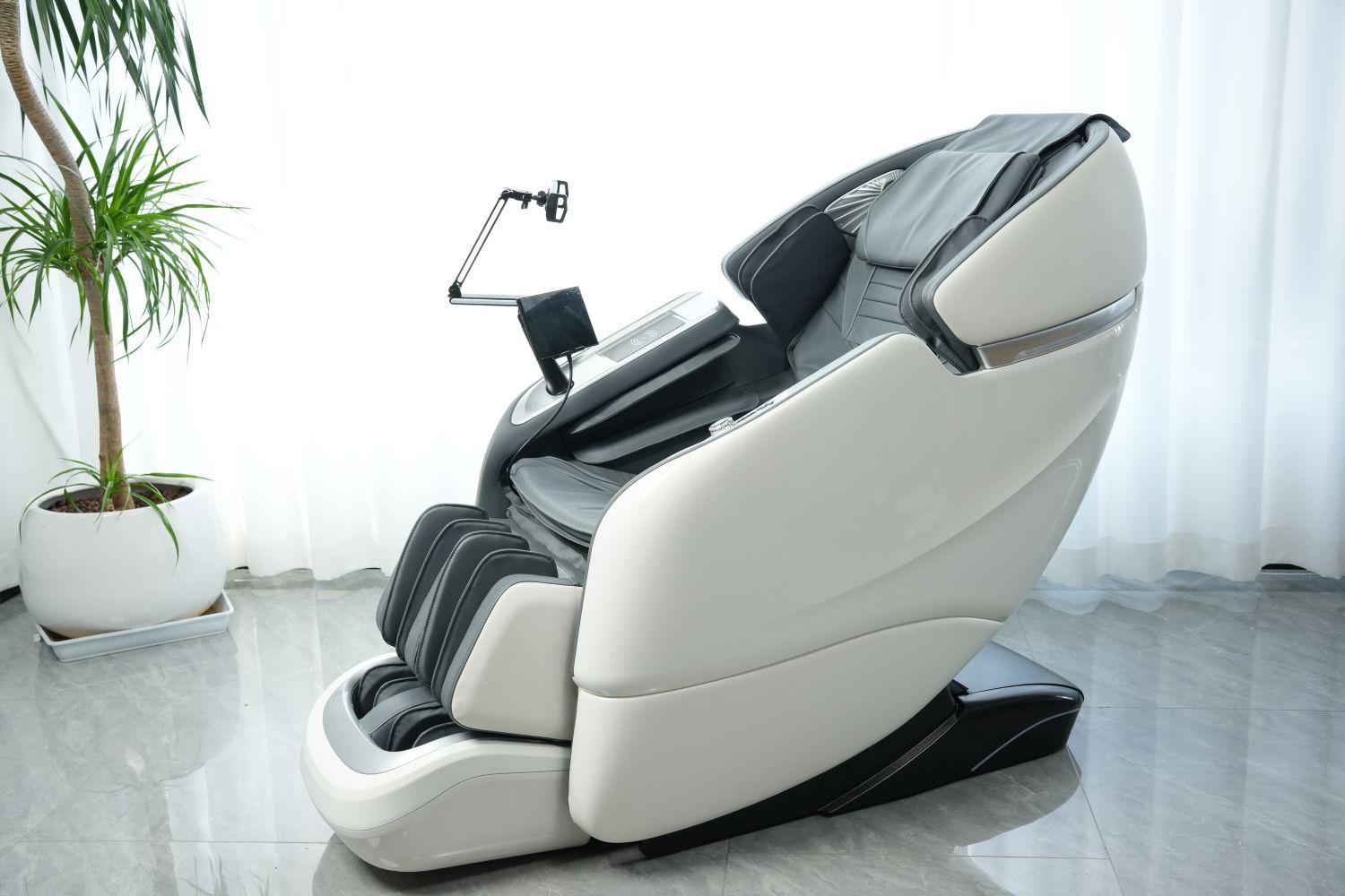 Harmõ Relax S2 Massage Chair, White Gray
Furniture store Manx mēbeles
Pulkveža Brieža ielā 4 Jelgava