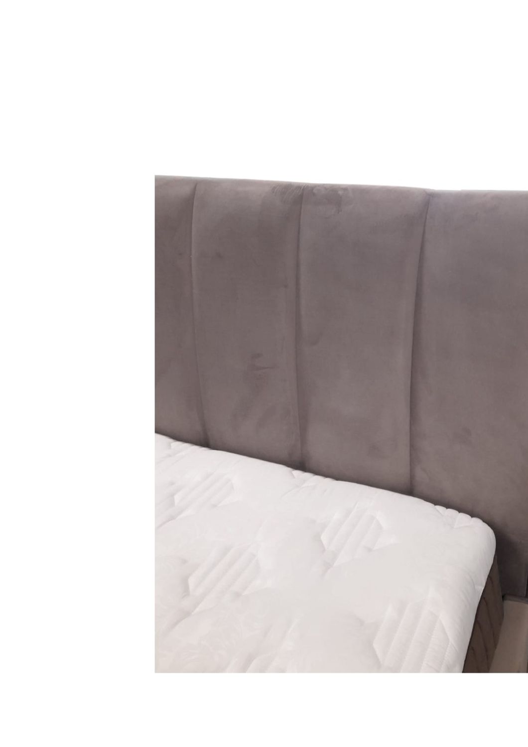 Grey bed with linen chest on metal legs
Furniture store Manx mēbeles
Pulkveža Brieža ielā 4 Jelgava