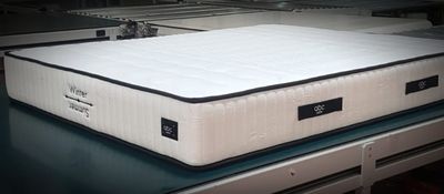 Reversible Summer/Winter Mattress Sizes:

90 x 200 cm

120 x 200 cm

140 x 200 cm

160 x 200 cm

180 x 200 cm

200 x 200 cm
