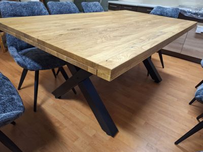Oak table 180 x 100 cm; 220 x 100 cm with metal legs