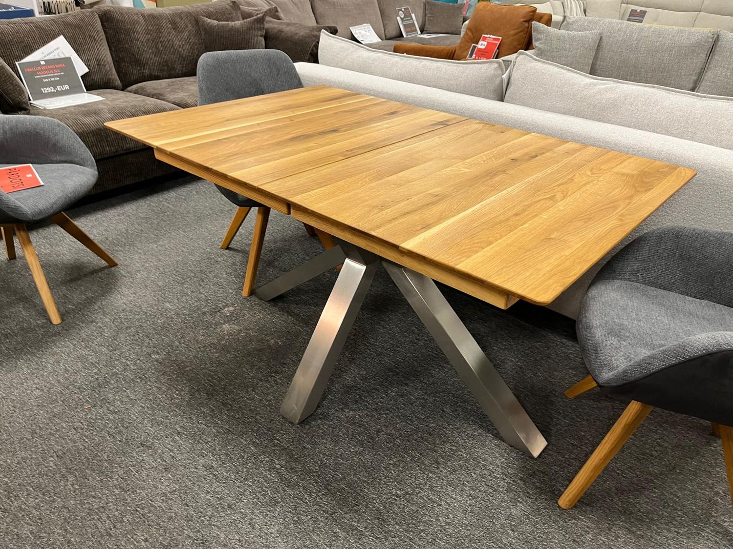 Extendable oak table, 140–190 x 100 cm, with metal legs. Sale, clearance sale, special prices on tables in Jelgava