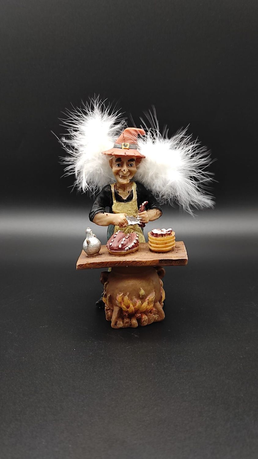 Figura Bruja Cocinando