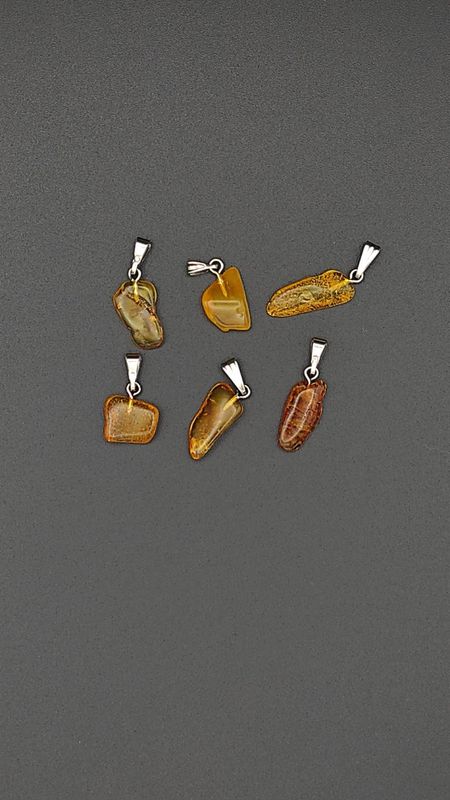 Colgante de Ámbar Natural (con engarce de plata)