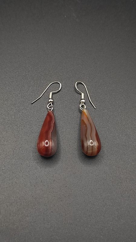 Pendientes de Plata y Lágrima de Ágata Roja