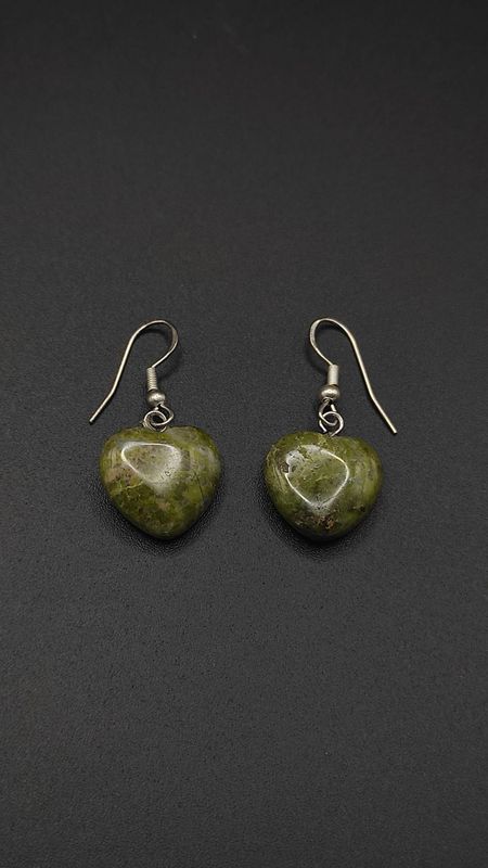 Pendientes de Plata y Corazones de Unakita