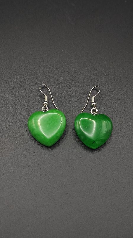 Pendientes de Plata y Corazones de Jade Verde
