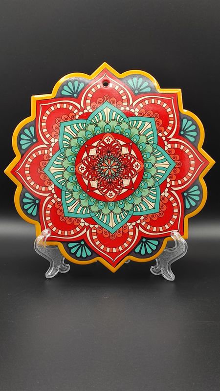 Plato de Mandala Rojo y Verde