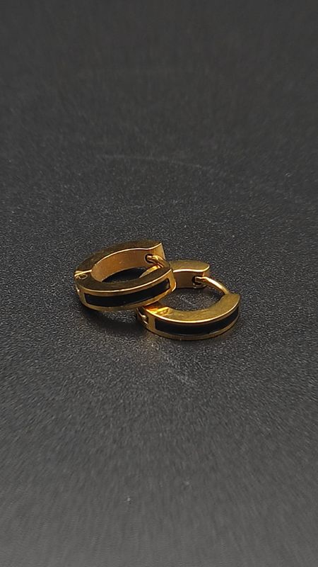 Argollas de Acero Dorada y Negra