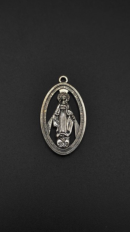 Medalla Milagrosa (metal)
