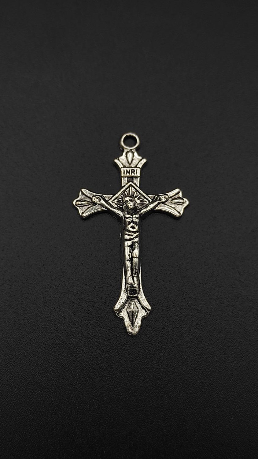 Medalla Cruz con Cristo (metal)