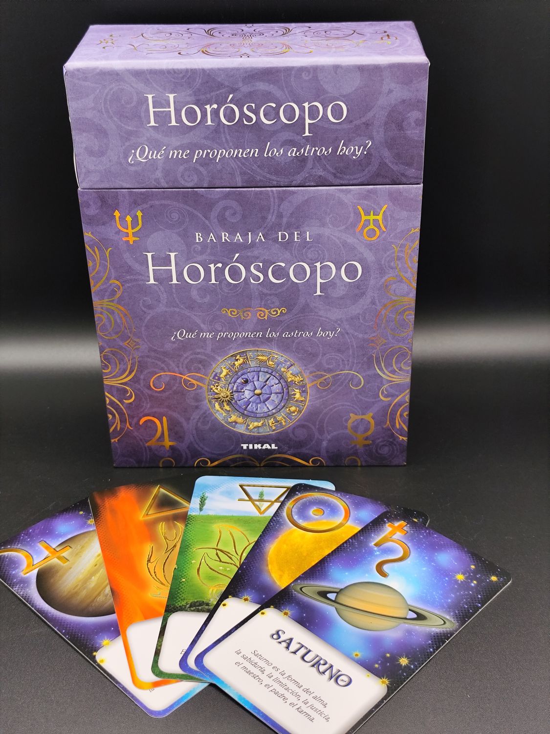 Baraja del Horóscopo con libro