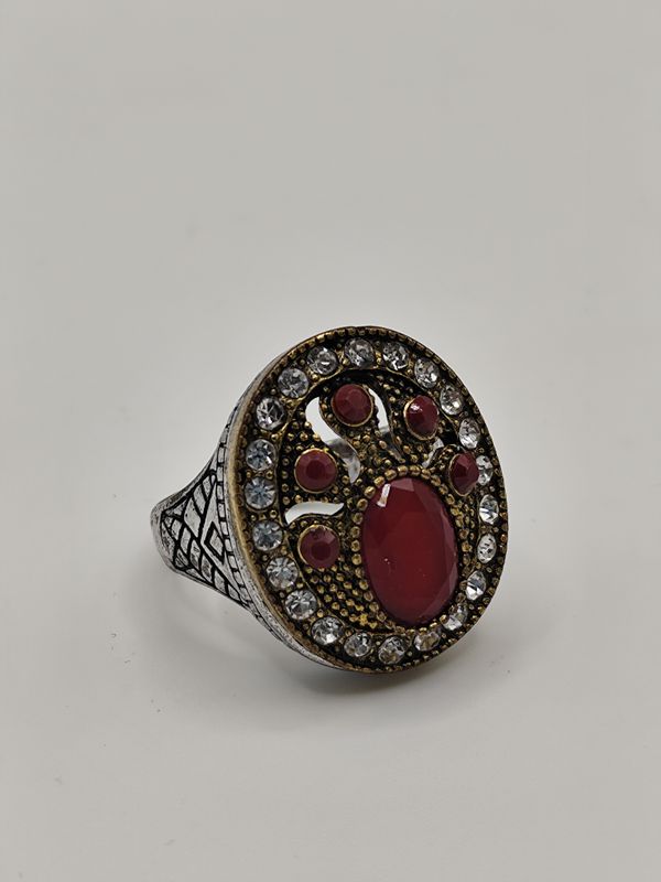 Anillo vintage rojo ( talla 20, solo 1 unidad)