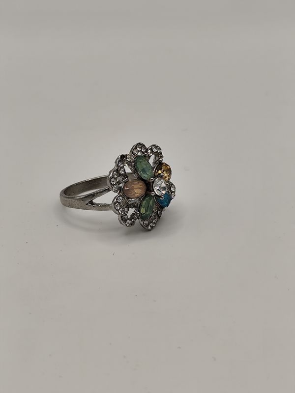 Anillo flor colores ( talla 18, solo 1 unidad)