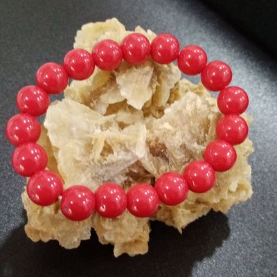 Pulseras, colgantes y pendientes de piedras naturales