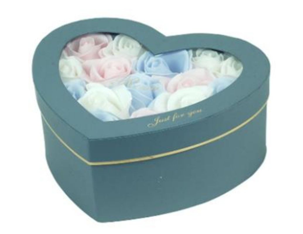 Caja corazón con rosas