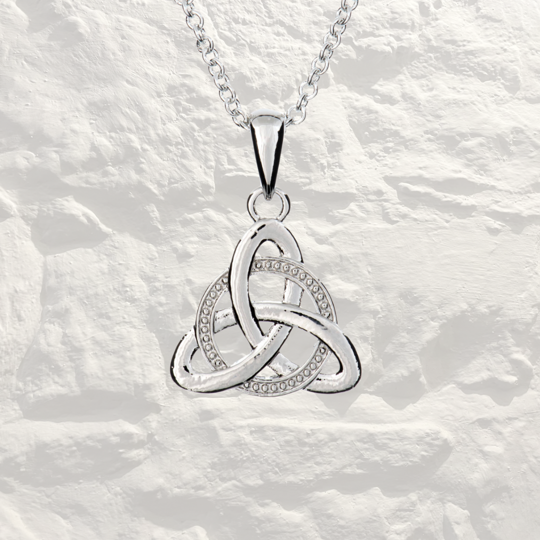 Carrick Celtic Knot and Circle Necklace
