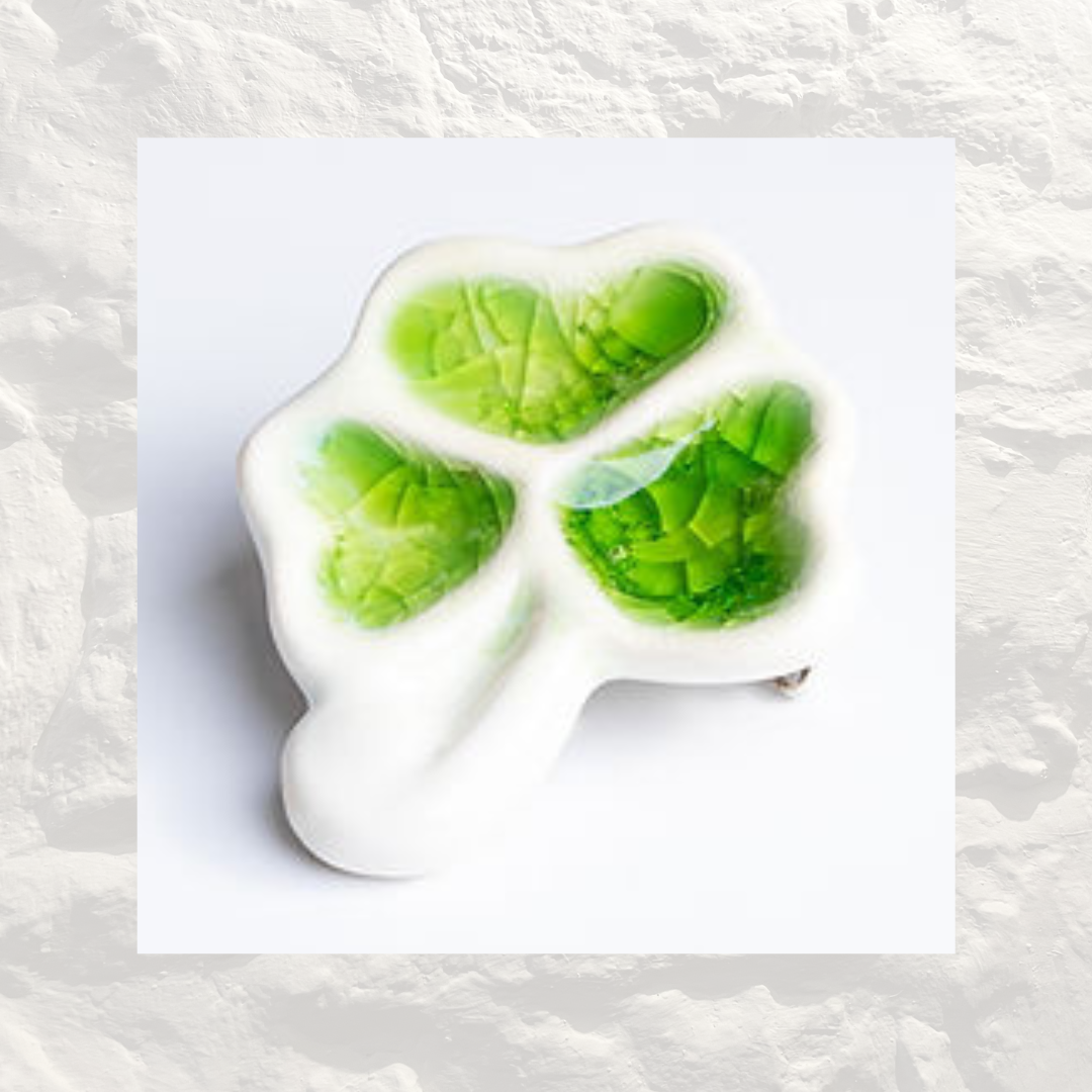 Mood Design Shamrock Brooch - Ceramic