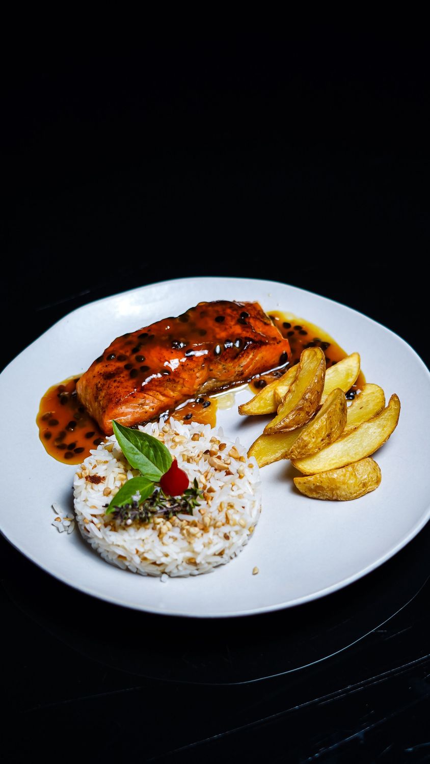 Honey &amp; Pomegranate Glazed Salmon