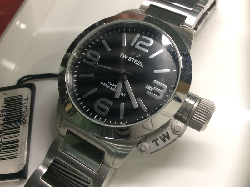 TW300 TW Steel