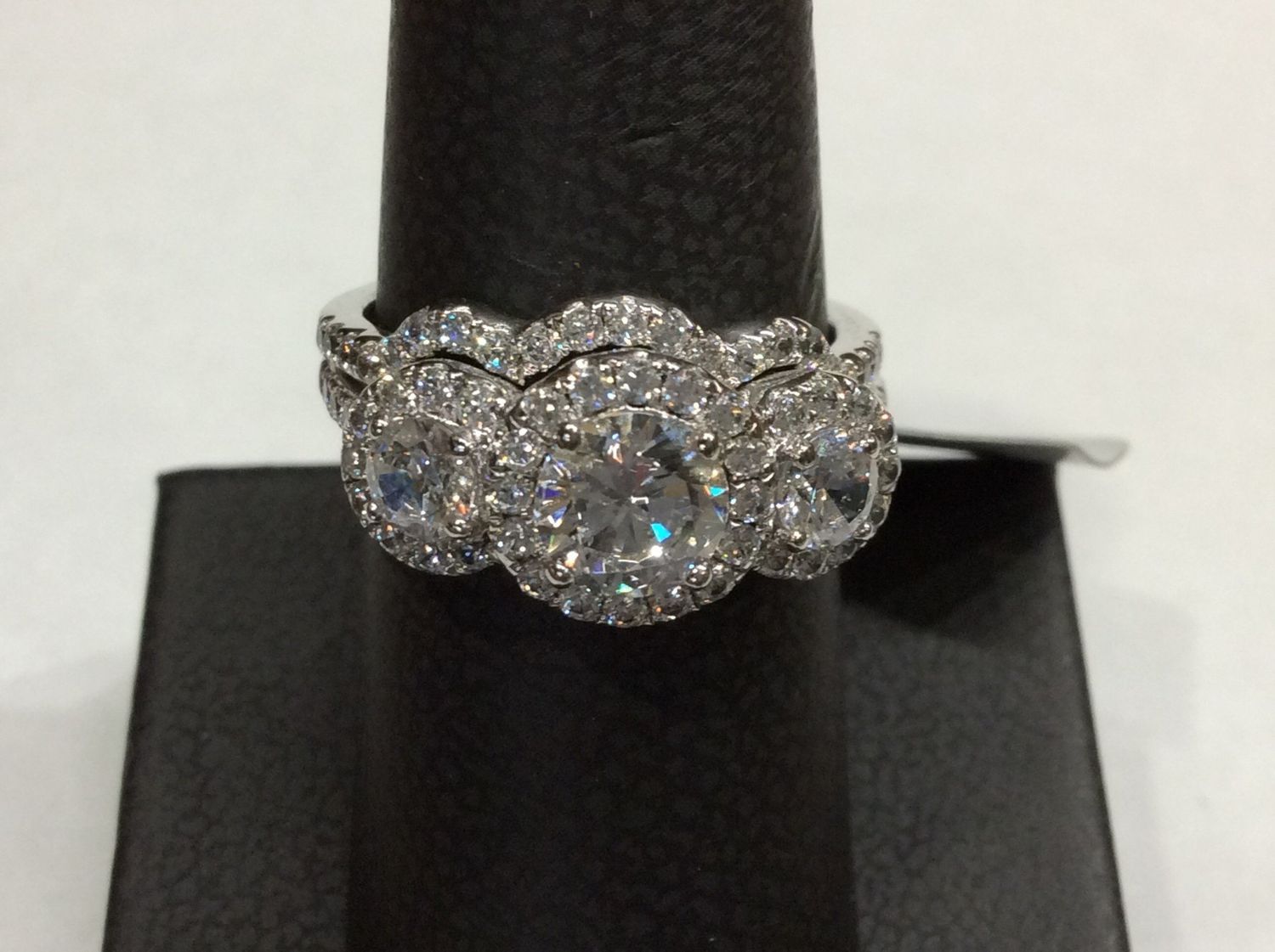 R2031CLP07 Lafonn Ring Sterling Silver Simulated Diamonds