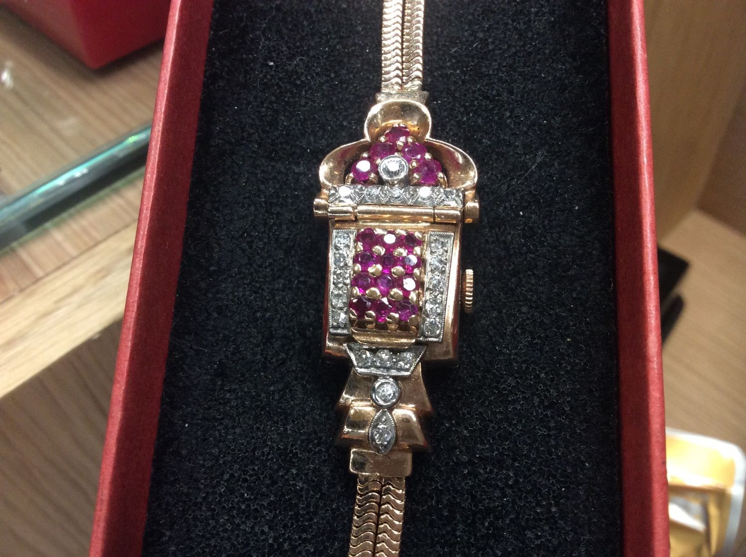 Godiva 14k w rubies dia