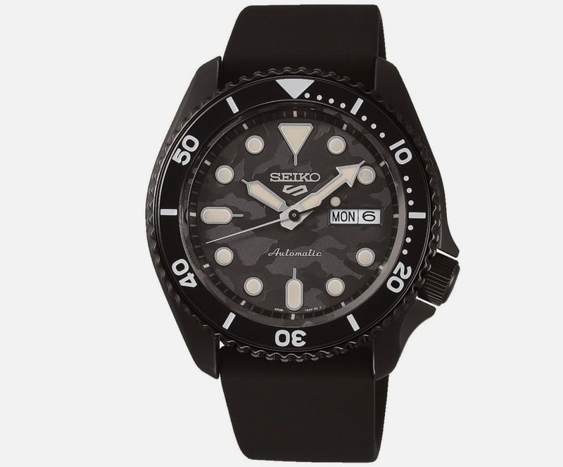 SRPJ39K1F Seiko 5 Yuto Horigome Limited Edition