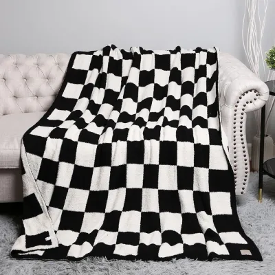 CHECKER THROW ADULT
