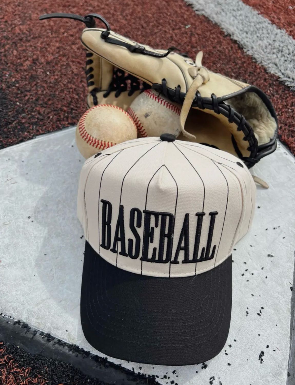 BASEBALL STRIPE TRUCKER