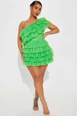 BROOKE RUFFLE