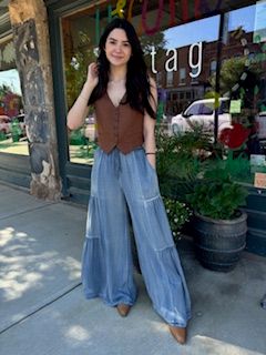 SIDE RUFFLE PANTS