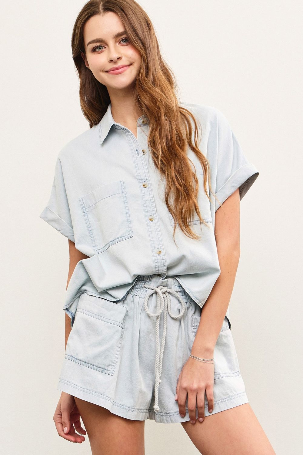 FRONT BUTTON UP