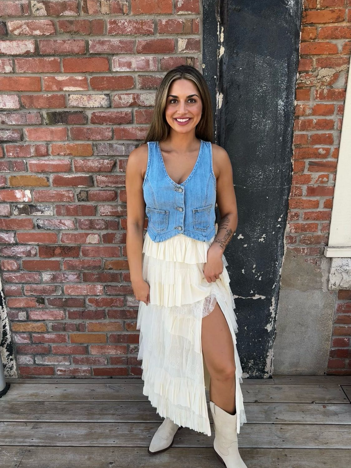 TIERED LACE
