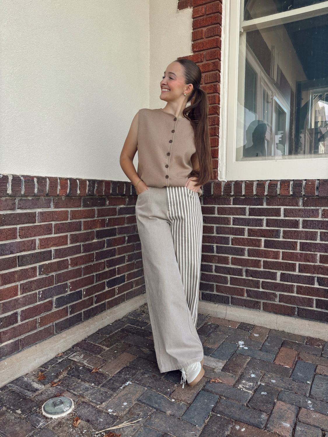 BUTTON-UP VEST
