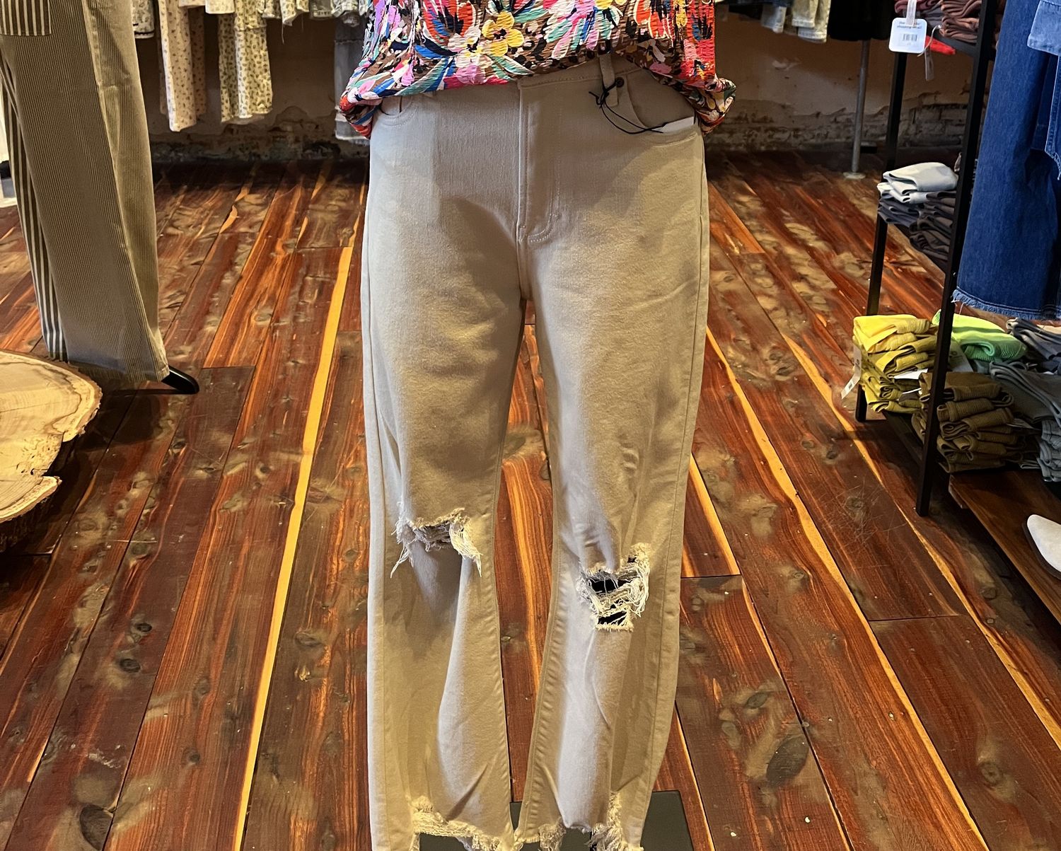 HAPPI CROP KHAKI