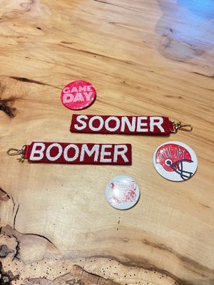BEADED KEY LOOP OU/OSU