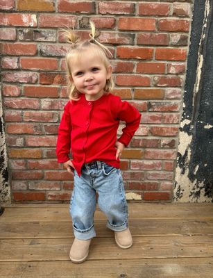 GIRL RED CARDI