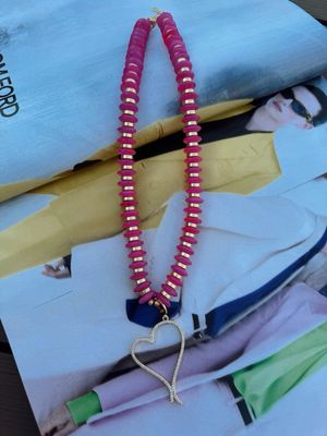 THE POPPY NECKLACE